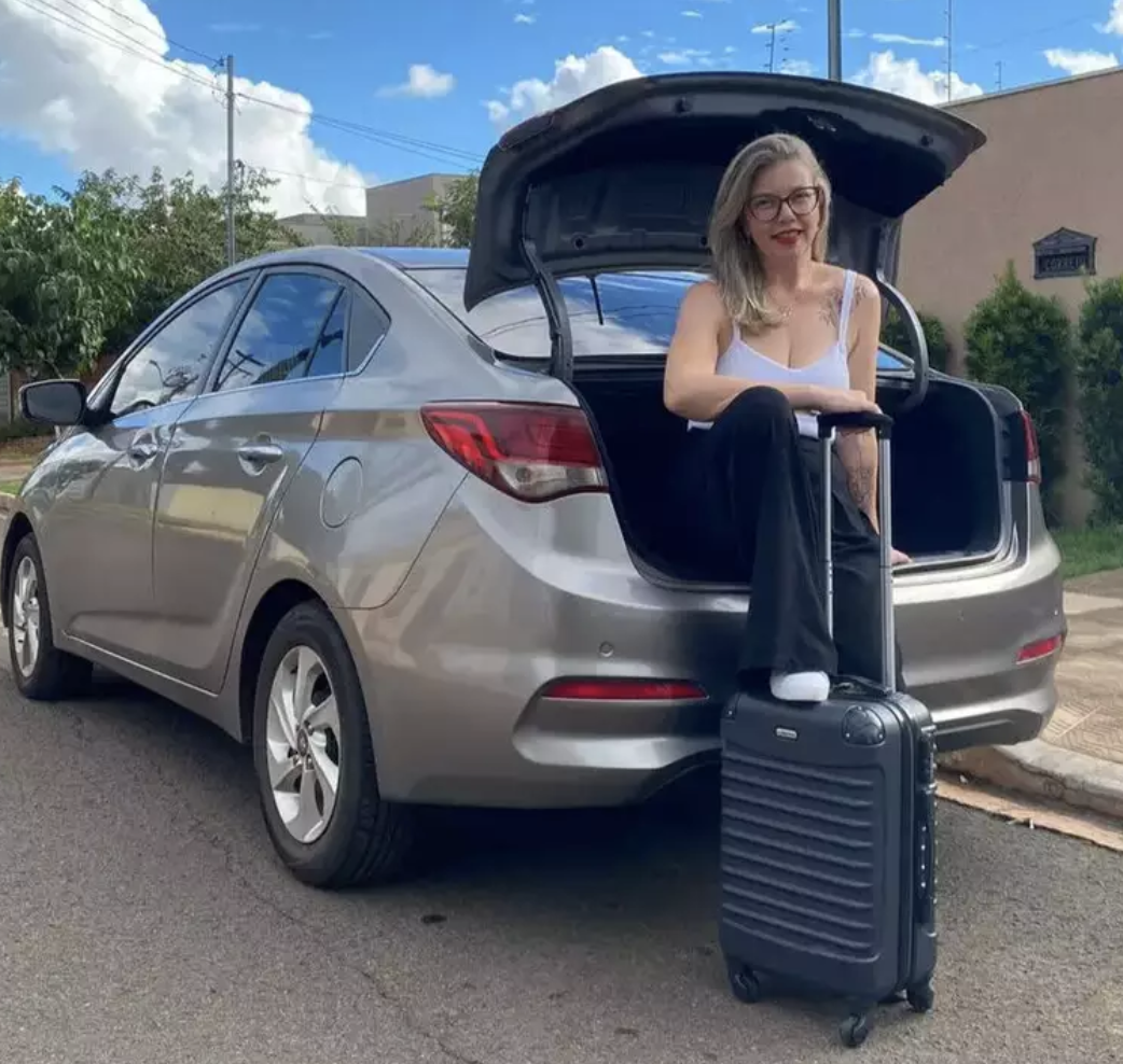 No banco da frente: motorista de aplicativo cria sex shop itinerante só para mulheres em Campo Grande