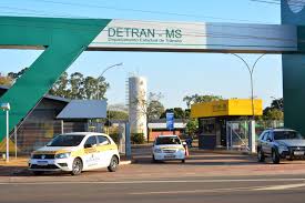 Detran-MS emite alerta contra golpe da “CNH facilitada” oferecida em grupos de WhatsApp