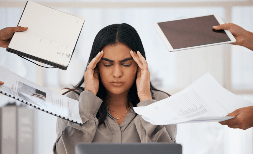 Burnout: 3 hábitos simples que podem salvar sua energia mental e prevenir o esgotamento